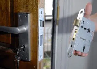 Aqua Locksmith Store Fort Worth, TX 817-458-3305 - 6-Locks-Replace